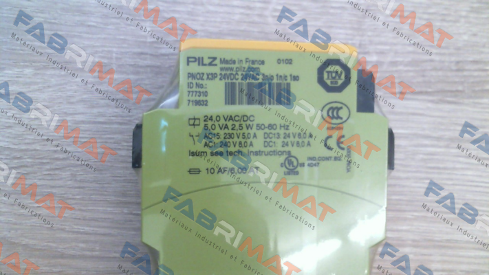 p/n: 777310, Type: PNOZ X3P 24VDC 24VAC 3n/o 1n/c 1so Pilz